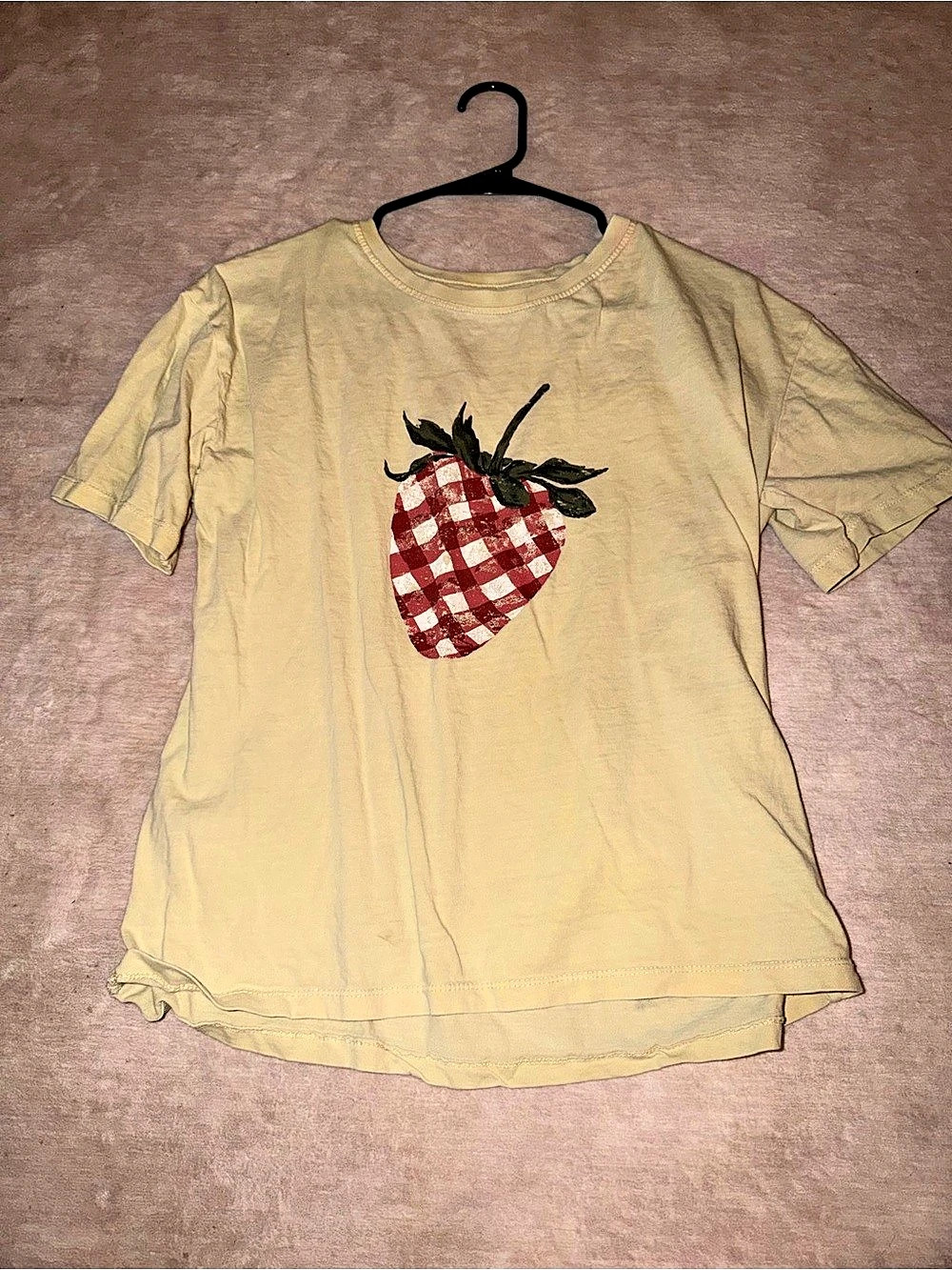 Women's Graphic Short Sleeve Tee in Yellow